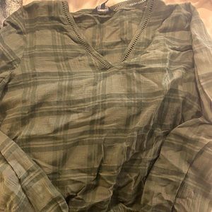 GREEN DRESS SHIRT // PETITE !!!